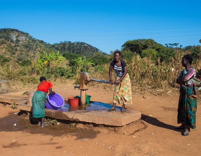 Construction d’un forage pastoral solaire